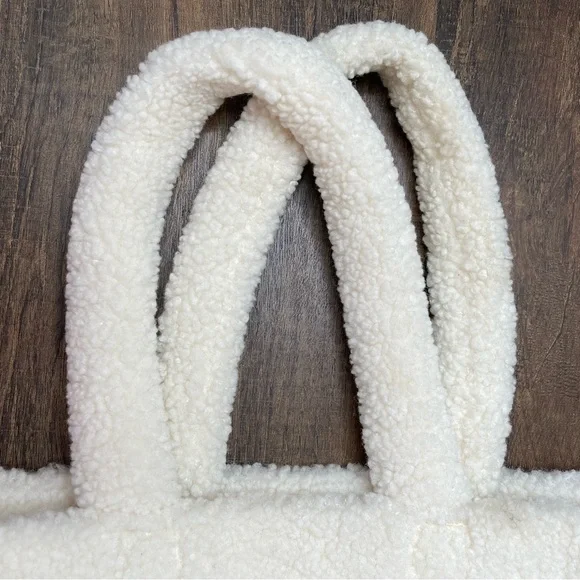 Victoria’s Secret Sherpa Tote Ivory Cream Reusable Shoulder Bag - Picture 5 of 13